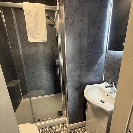 The Endeavour 惠特比