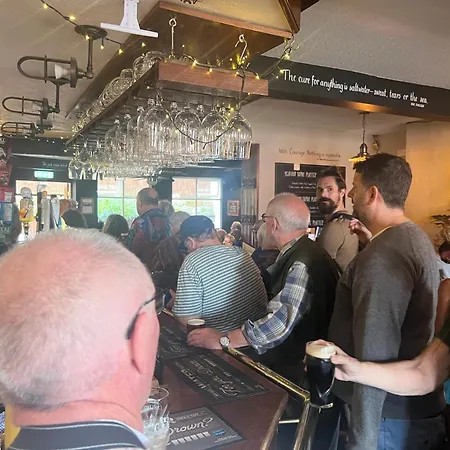 The Endeavour 宾馆 惠特比